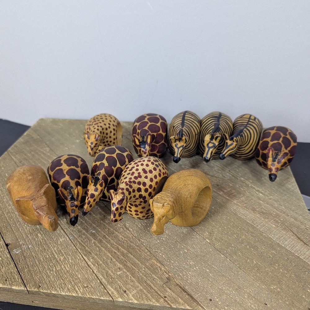 Vintage Hand-Carved Wood Animal Napkin Rings Set – Safari Giraffe Zebra Leopard